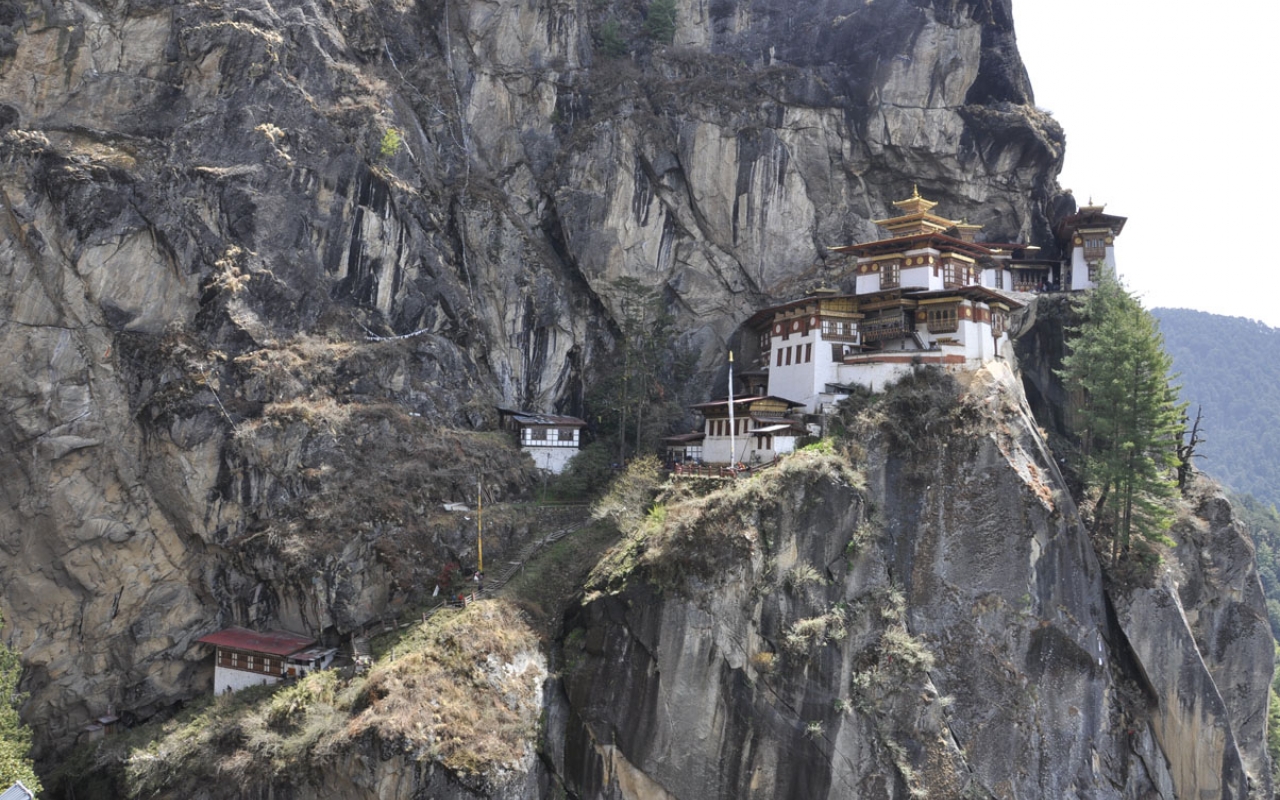 Bhutan2016 082MonasteroTaktsang